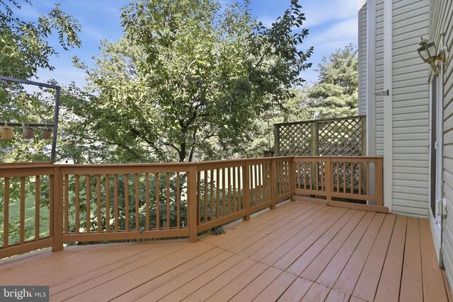 9364 PETER ROY CT, Burke, VA 22015