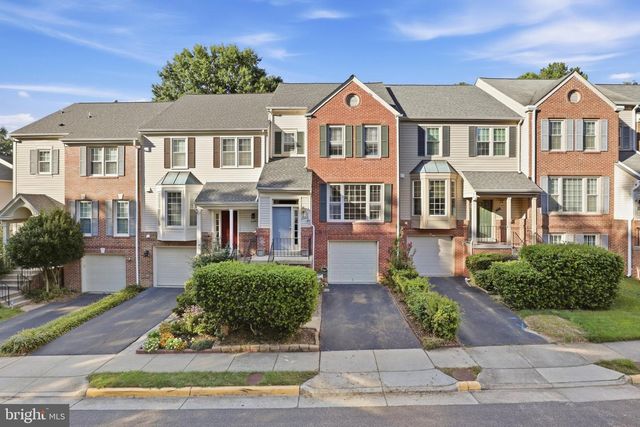 9364 PETER ROY CT, Burke, VA 22015