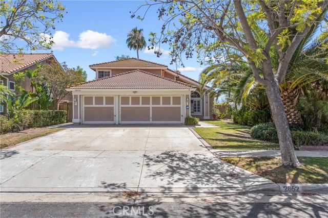 2652 Presidio Circle, Corona, CA 92879