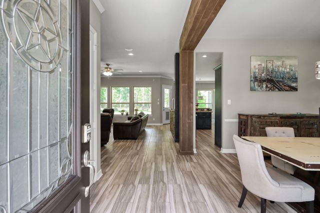 409 Ridgelake Scenic Drive, Montgomery, TX 77316