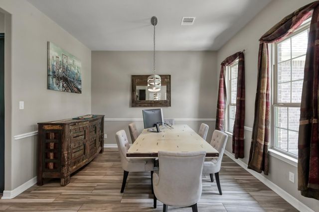 409 Ridgelake Scenic Drive, Montgomery, TX 77316