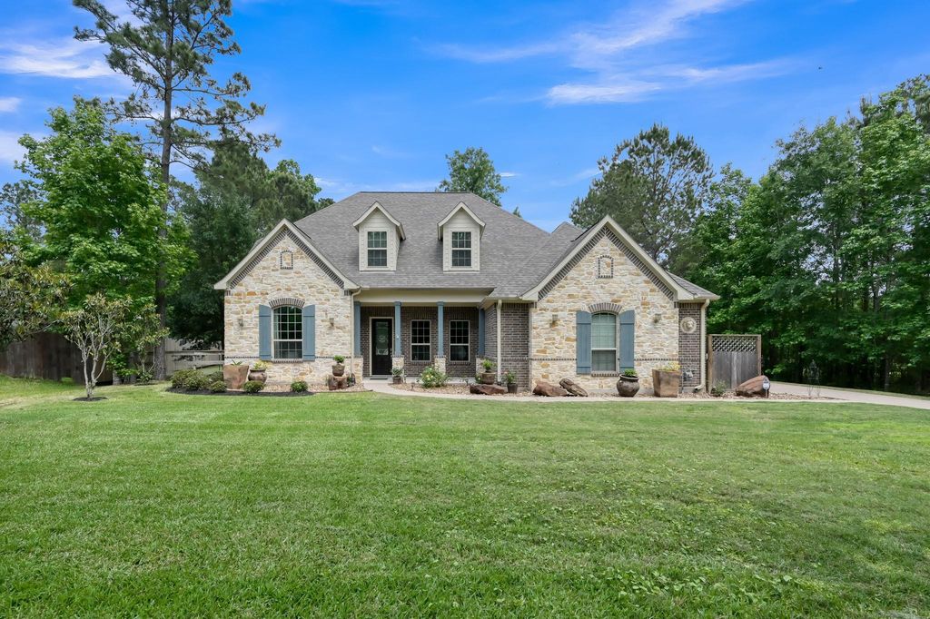 409 Ridgelake Scenic Drive, Montgomery, TX 77316