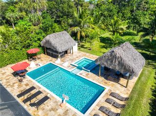 1890 Oakes BLVD A, Naples, FL 34119