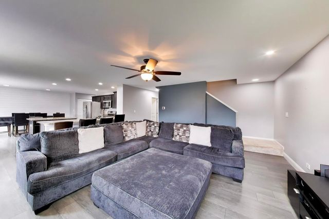 1591 Cherry Lane, Pingree Grove, IL 60140
