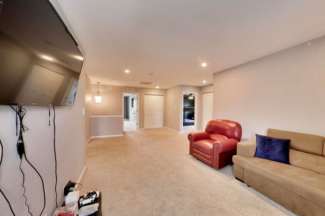 1591 Cherry Lane, Pingree Grove, IL 60140