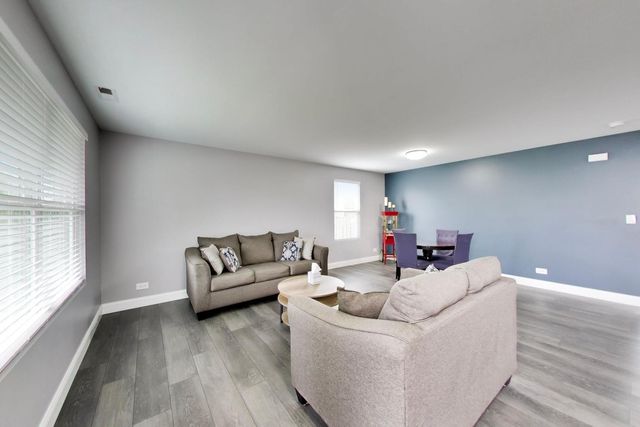 1591 Cherry Lane, Pingree Grove, IL 60140