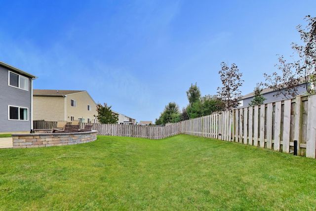 1591 Cherry Lane, Pingree Grove, IL 60140