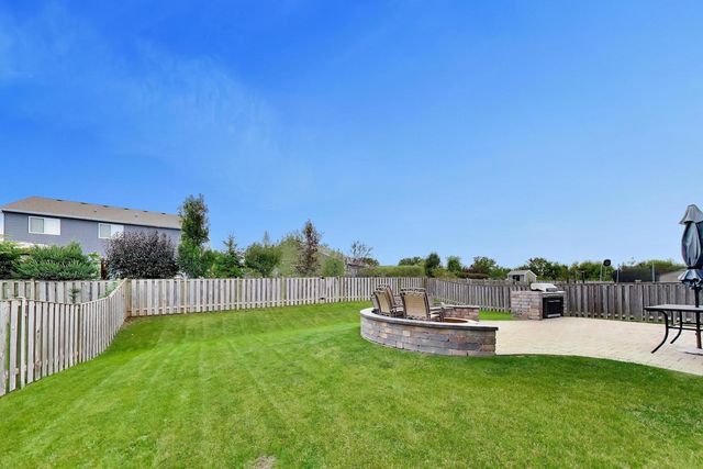 1591 Cherry Lane, Pingree Grove, IL 60140