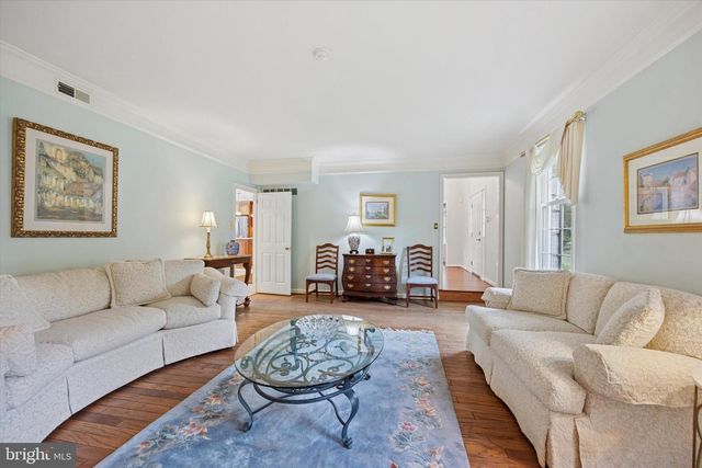 1010 PHEASANT MEADOW RD, Blue Bell, PA 19422