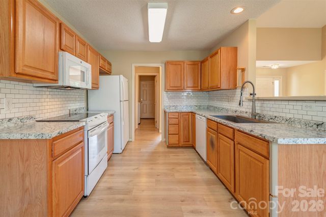 264 Cottage Ridge Road, Fletcher, NC 28732