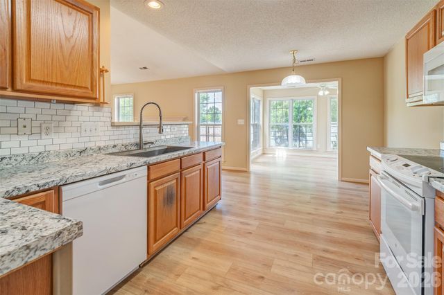 264 Cottage Ridge Road, Fletcher, NC 28732