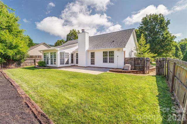 264 Cottage Ridge Road, Fletcher, NC 28732