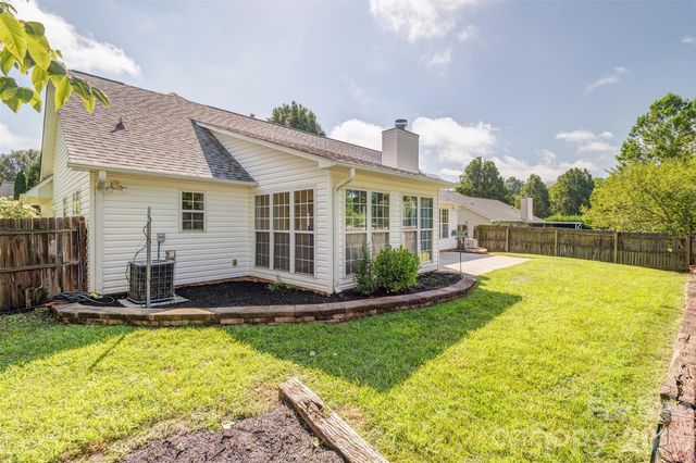 264 Cottage Ridge Road, Fletcher, NC 28732