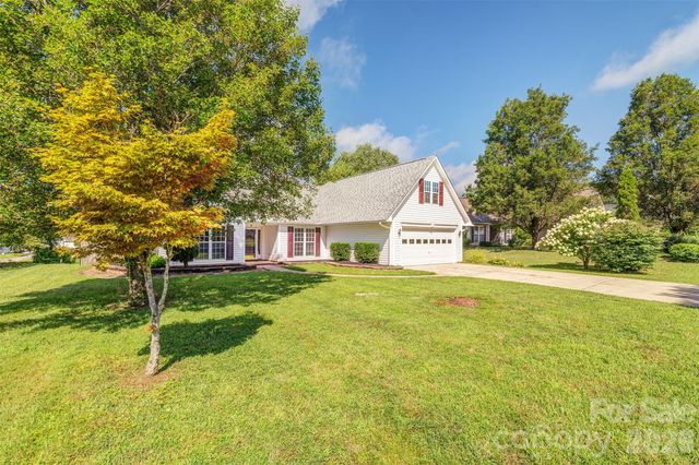 264 Cottage Ridge Road, Fletcher, NC 28732