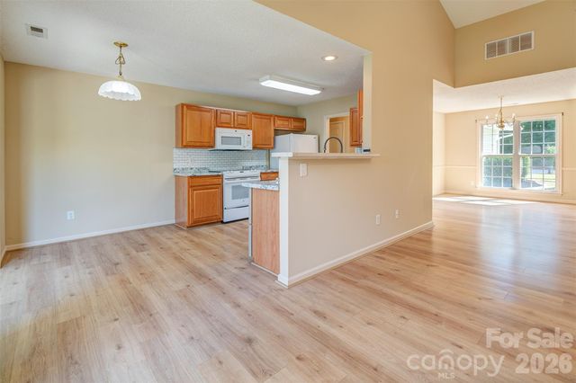 264 Cottage Ridge Road, Fletcher, NC 28732