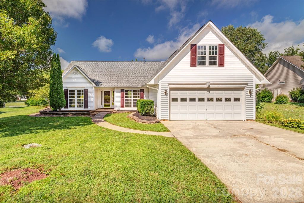 264 Cottage Ridge Road, Fletcher, NC 28732