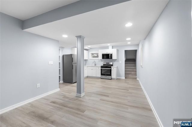 184 High Street G, Hackensack, NJ 07601