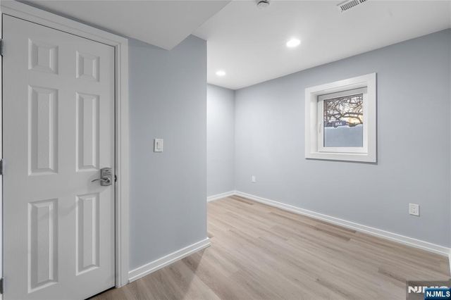 184 High Street G, Hackensack, NJ 07601