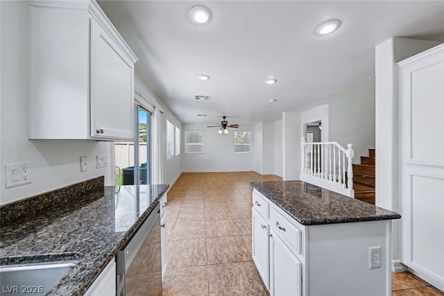 2704 Kona Crest Avenue, Henderson, NV 89052