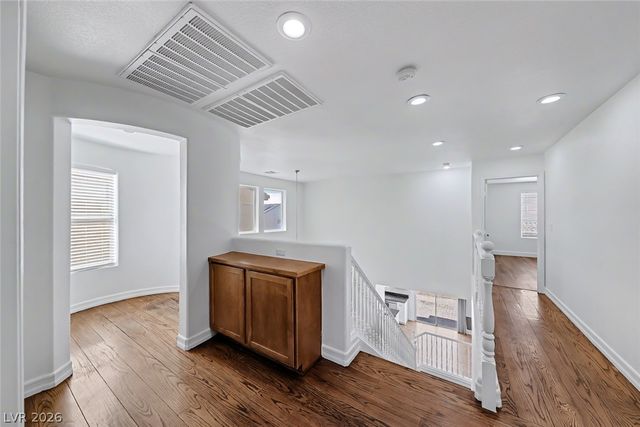 2704 Kona Crest Avenue, Henderson, NV 89052