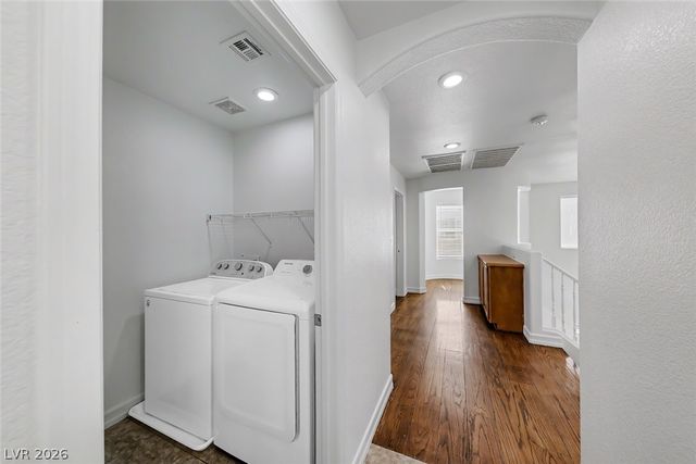 2704 Kona Crest Avenue, Henderson, NV 89052