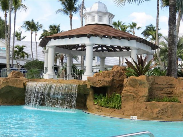 9097 Cherry Oaks TRL 202, Naples, FL 34114