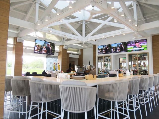 9097 Cherry Oaks TRL 202, Naples, FL 34114