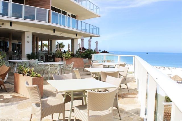 9097 Cherry Oaks TRL 202, Naples, FL 34114