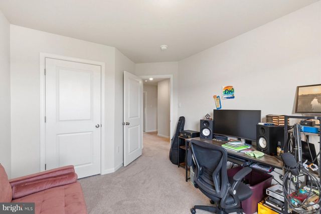 5315 VALLEY VIEW RD, Spring Grove, PA 17362