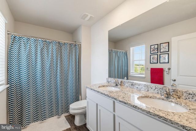 5315 VALLEY VIEW RD, Spring Grove, PA 17362