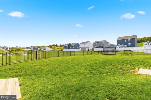 5315 VALLEY VIEW RD, Spring Grove, PA 17362