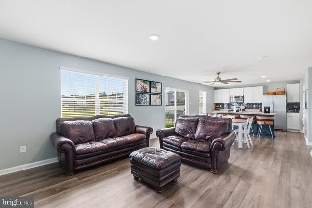 5315 VALLEY VIEW RD, Spring Grove, PA 17362