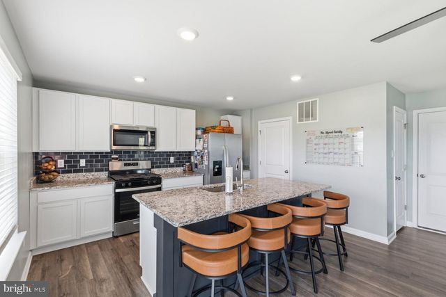5315 VALLEY VIEW RD, Spring Grove, PA 17362