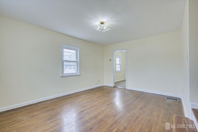 1 Coolidge Avenue, Edison, NJ 08837