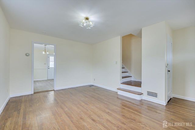 1 Coolidge Avenue, Edison, NJ 08837