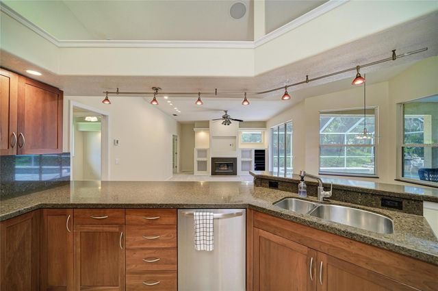 6401 KYLIE CREEK WAY, Sarasota, FL 34240