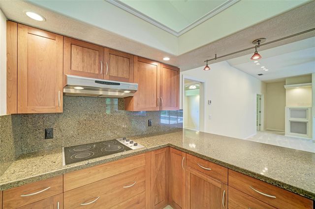 6401 KYLIE CREEK WAY, Sarasota, FL 34240