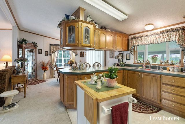 5547 Seagull Drive, Belmont, MI 49306