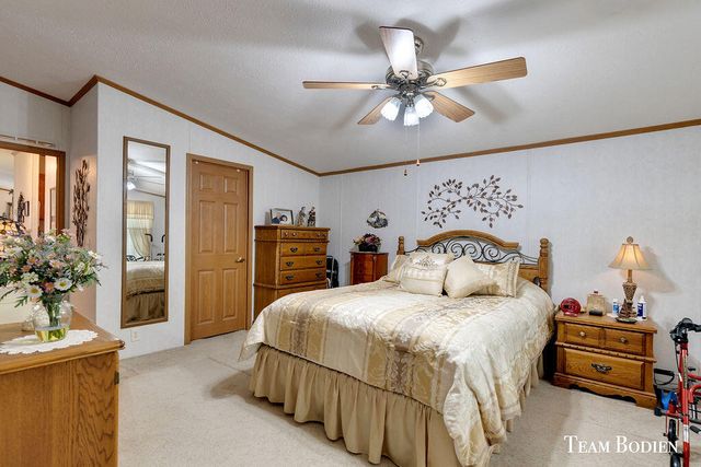 5547 Seagull Drive, Belmont, MI 49306
