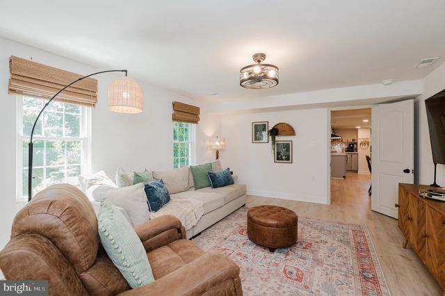 3248 CHARLES ST, Fallston, MD 21047