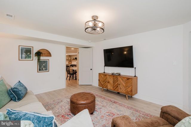3248 CHARLES ST, Fallston, MD 21047