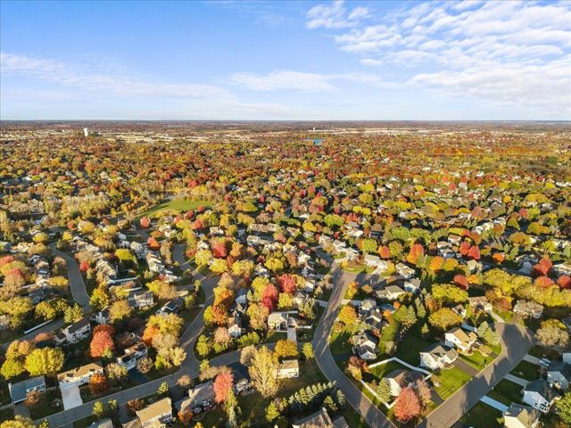 9130 Hidden Meadow Road, Woodbury, MN 55125