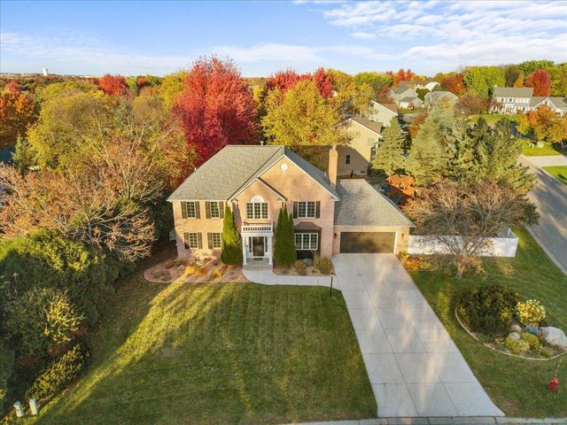 9130 Hidden Meadow Road, Woodbury, MN 55125