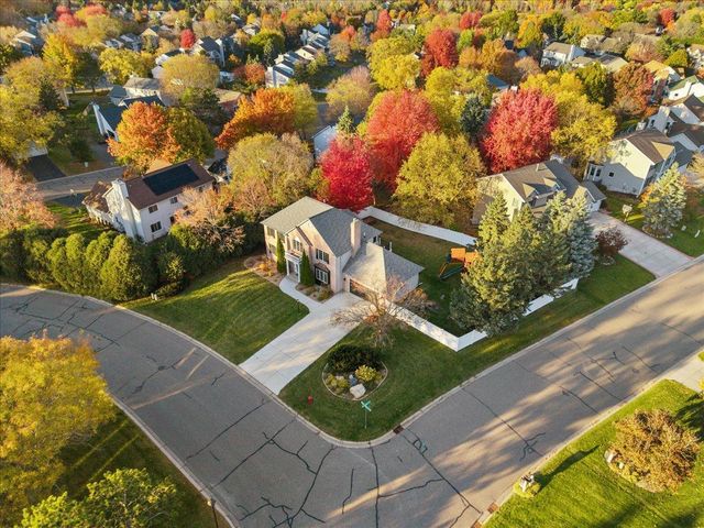 9130 Hidden Meadow Road, Woodbury, MN 55125