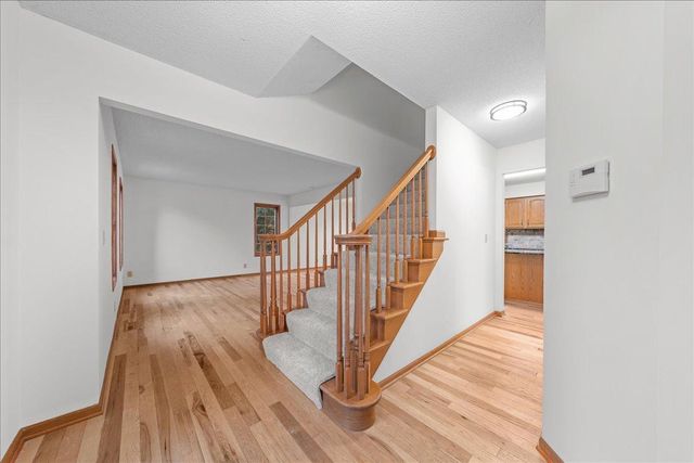 9130 Hidden Meadow Road, Woodbury, MN 55125