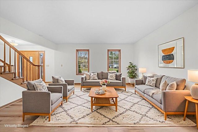 9130 Hidden Meadow Road, Woodbury, MN 55125