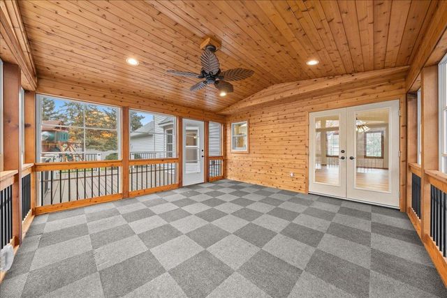 9130 Hidden Meadow Road, Woodbury, MN 55125