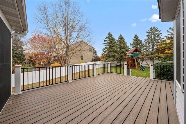 9130 Hidden Meadow Road, Woodbury, MN 55125