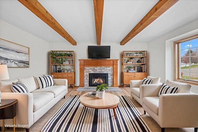 9130 Hidden Meadow Road, Woodbury, MN 55125