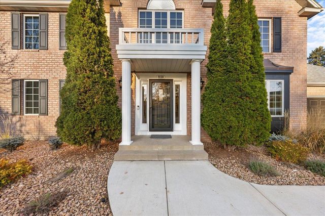 9130 Hidden Meadow Road, Woodbury, MN 55125